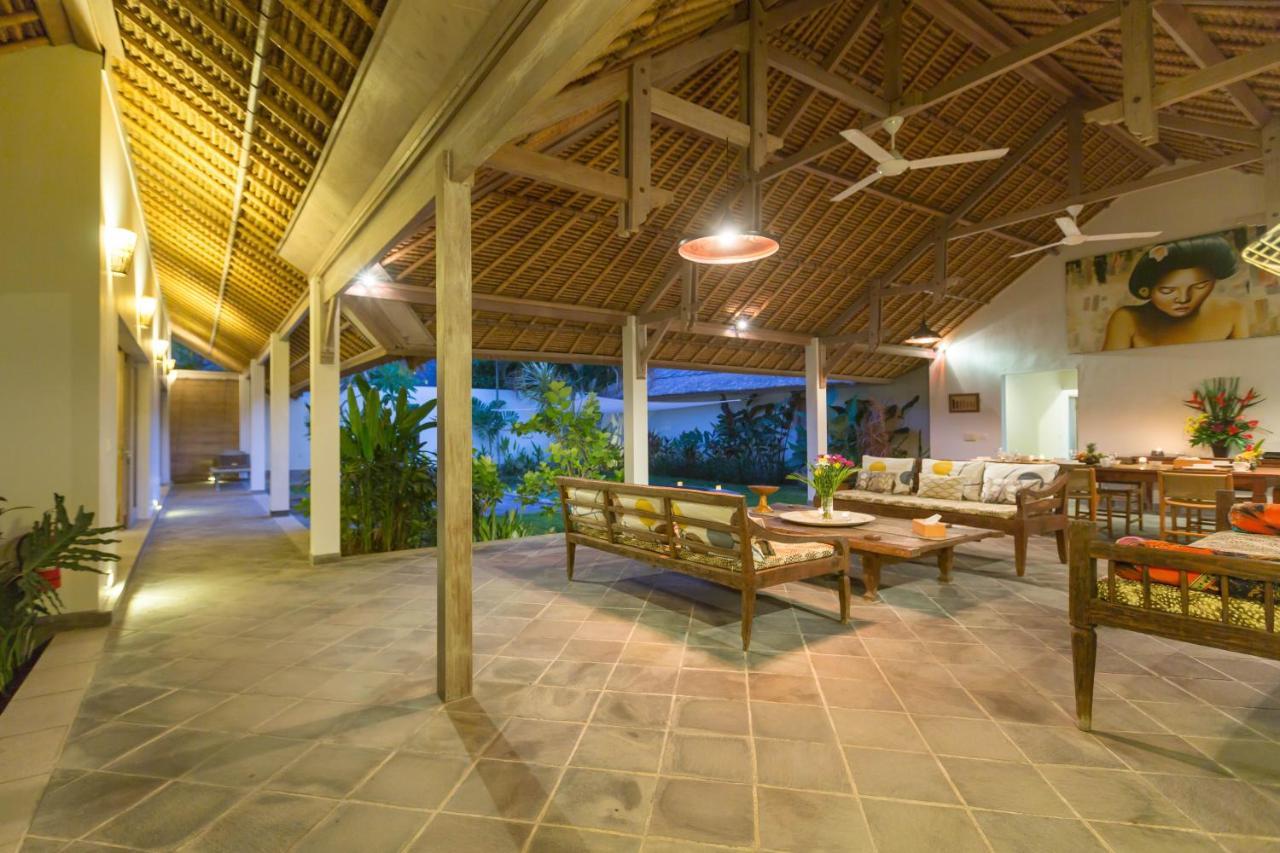 Damai Taman Villa *